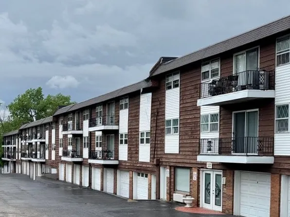 Peoria Place Apartments