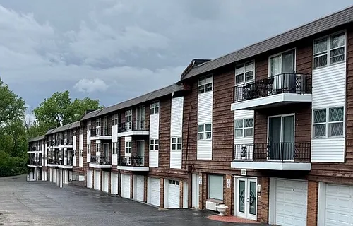 Peoria Place Apartments Photo 1