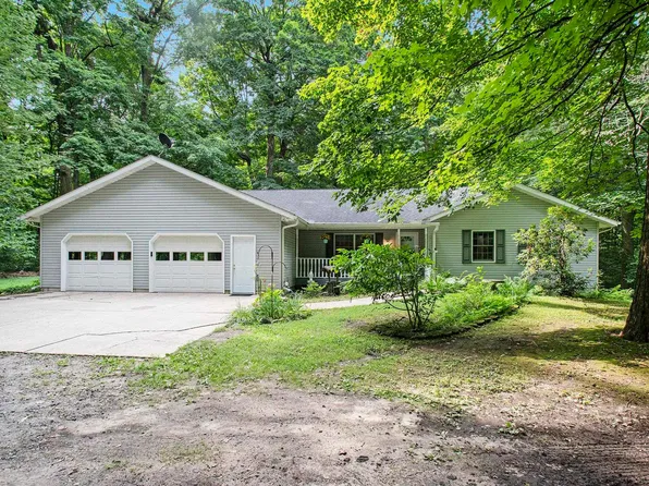 22336 Ireland Rd, South Bend, IN 46614