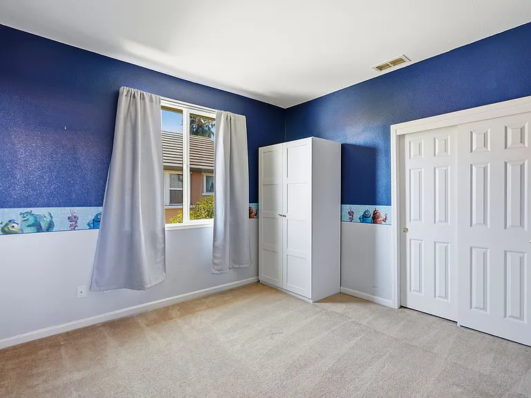 871 Larkspur Ln — Photo 16
