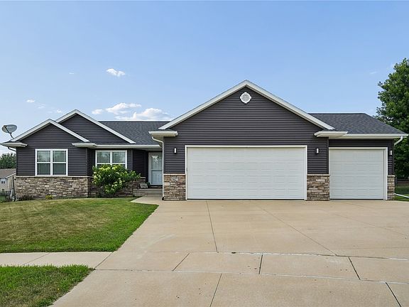 2nd image of 5027 Cotton Ct SW