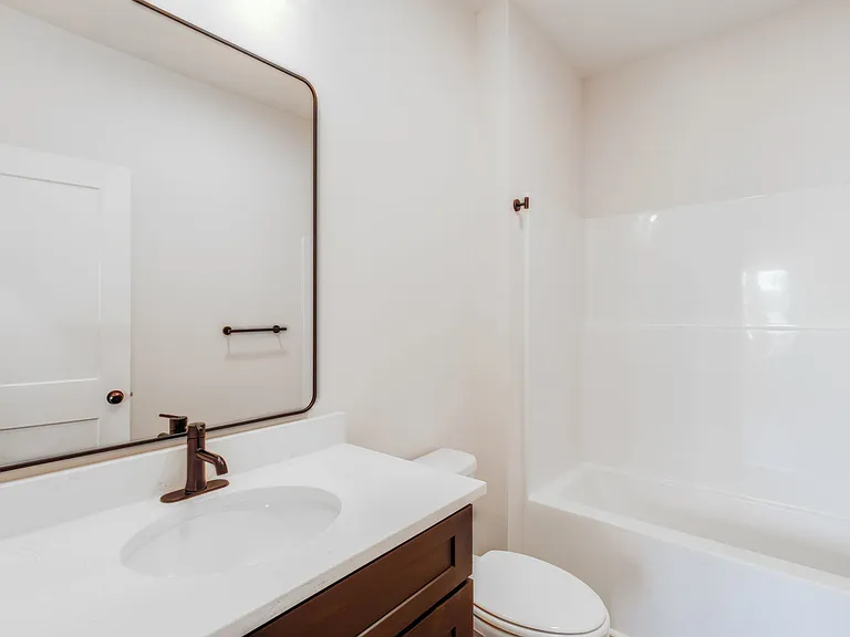 2464 Millwood Ave #1 — Photo 18