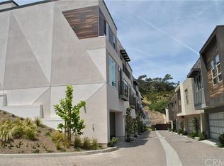 2763 Wright Ln, Los Angeles, CA 90068