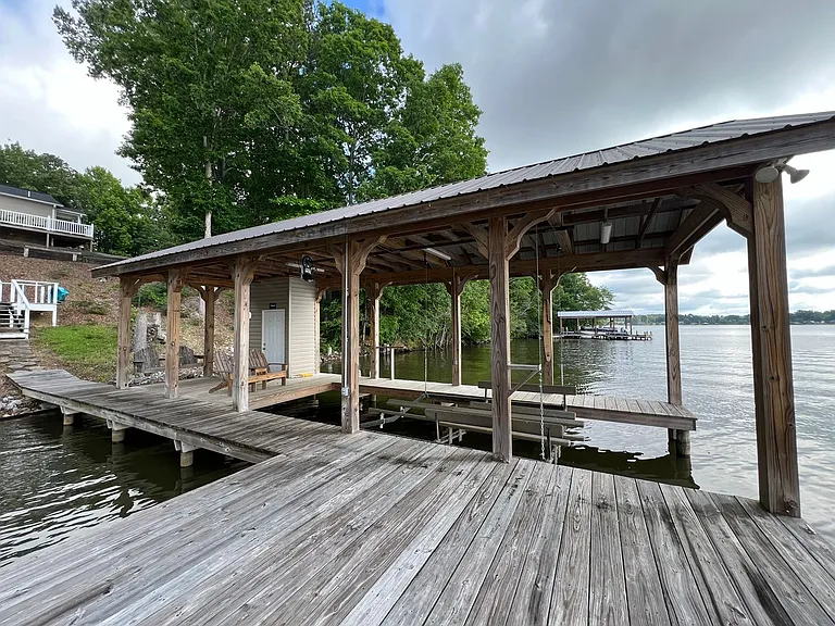 526 Muscadine Dr — Photo 16