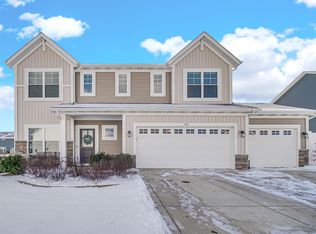 208 Sweetbay St, Valparaiso, IN 46385