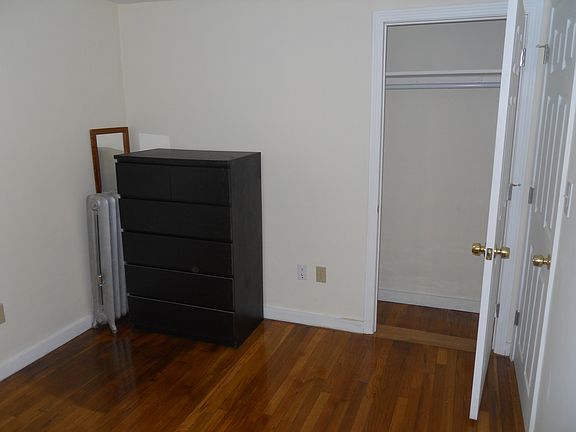 3rd image of 42 Harrington Avenue # Fl 2nd