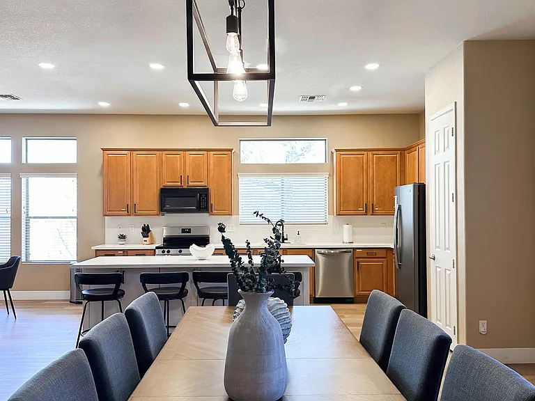 9864 W Echo Ln — Photo 12