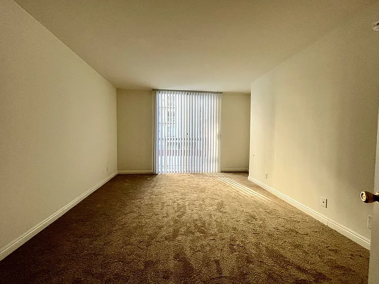 10747 Wilshire Blvd #507 — Photo 7