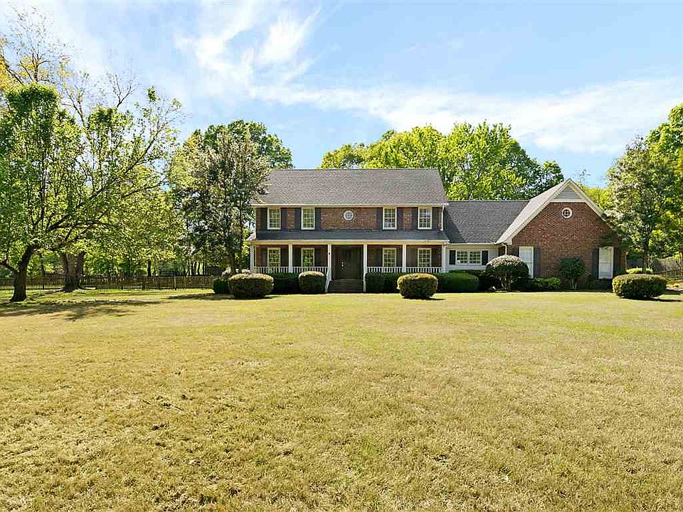 1st image of 125 Claiborne Dr
