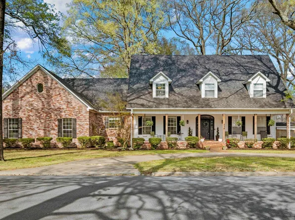 401 Foxwood Dr, Jacksonville, AR 72076