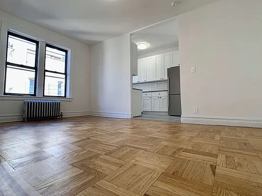 Rented by Building Equity Real Estate LLC | media 19