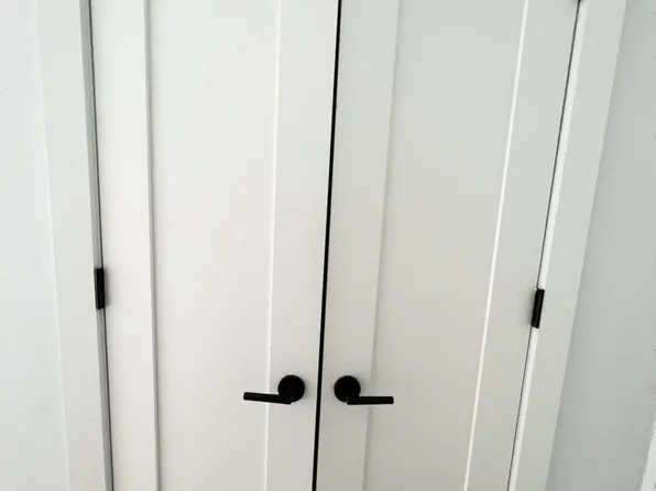 418 East 77th Street image 13 of 15