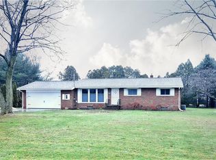 4860 Whyem Dr, Akron, OH 44319