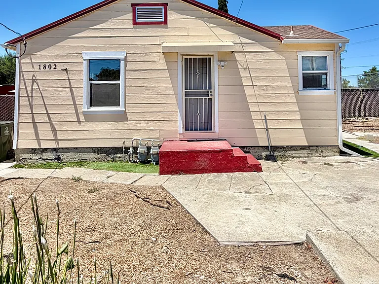 1802 Alpha Way — Photo 1