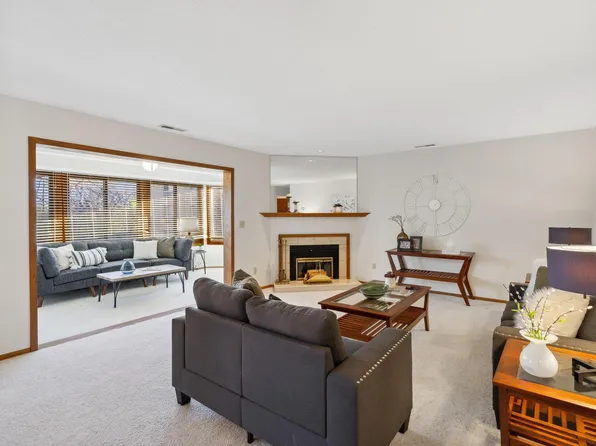 111 Imperial Dr W APT 207, West Saint Paul, MN 55118