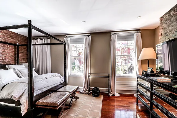 Rented by Brown Harris Stevens | media 30