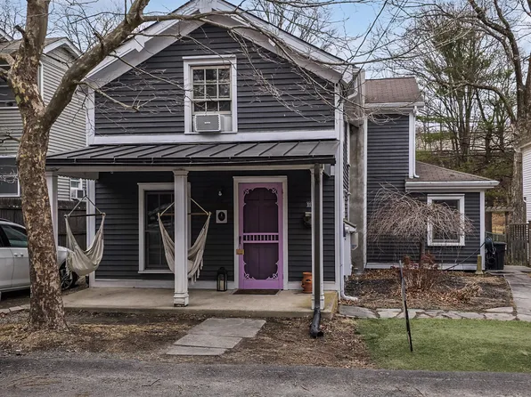 111 Sawkill Ave, Milford, PA 18337