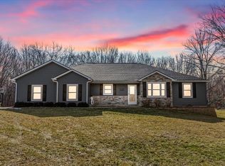 11169 Oakwood Dr, Byron, MI 48418