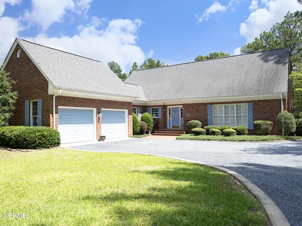169 Devonshire Avenue W, West End, NC 27376