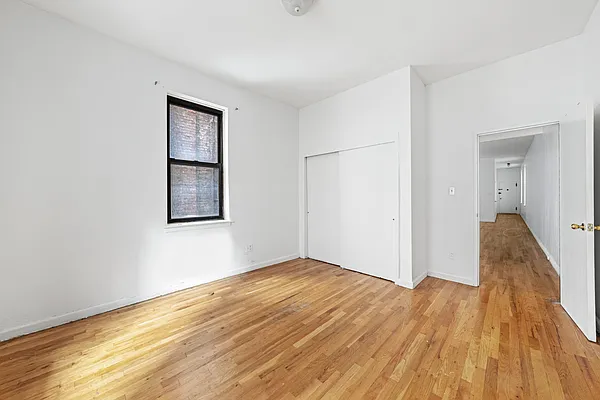 Rented by Compass | media 10