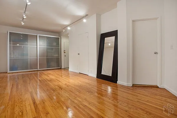Rented by Halstead Real Estate | media 11