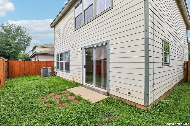 407 Amberdale Oak — Photo 26