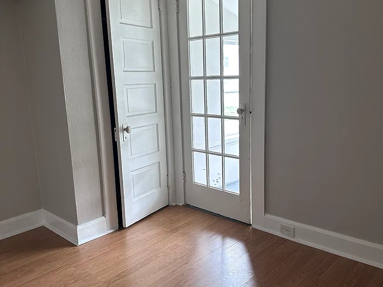 3-5 Willoughby St #2 — Photo 4