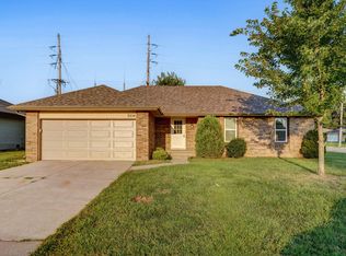 3354 S Benton Ave, Springfield, MO 65807