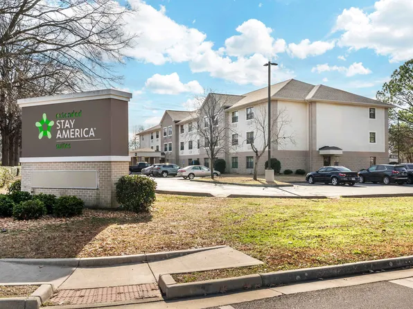 Hampton - Coliseum, 1915 Commerce Dr, Hampton, VA 23666