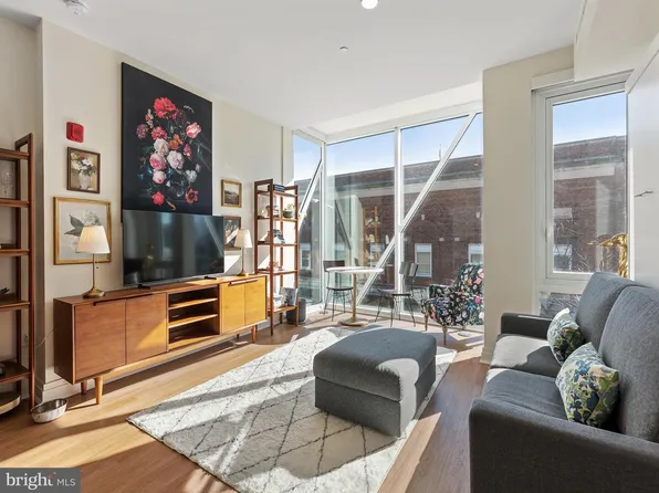 923 V St NW #204, Washington, DC 20001