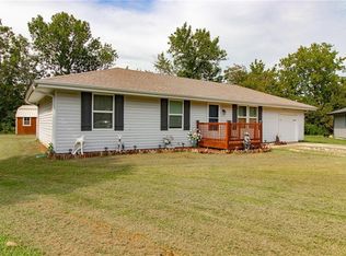 310 Renee Ln, Garden City, MO 64747