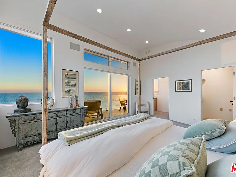 31626 Sea Level Dr — Photo 29