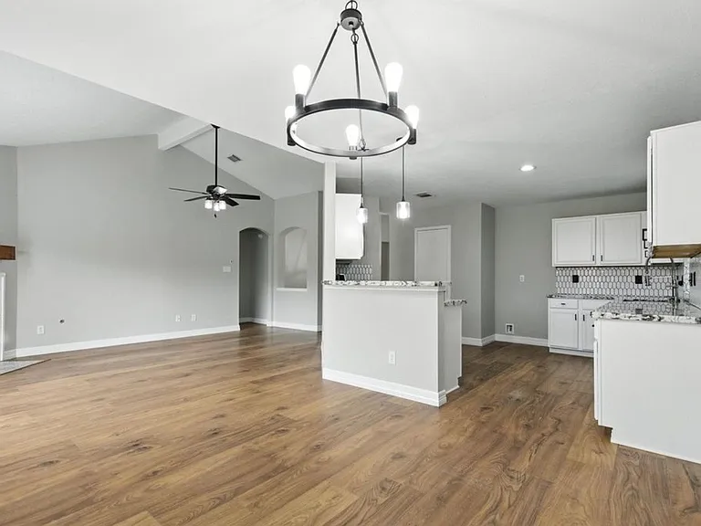 4127 Great Forest Ct — Photo 9