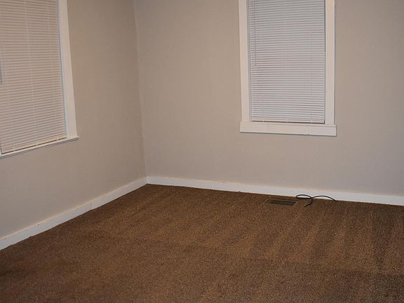 Nice Big Family Room