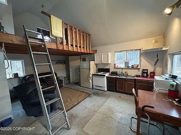 4th image of 6201 W Limberlost Cir