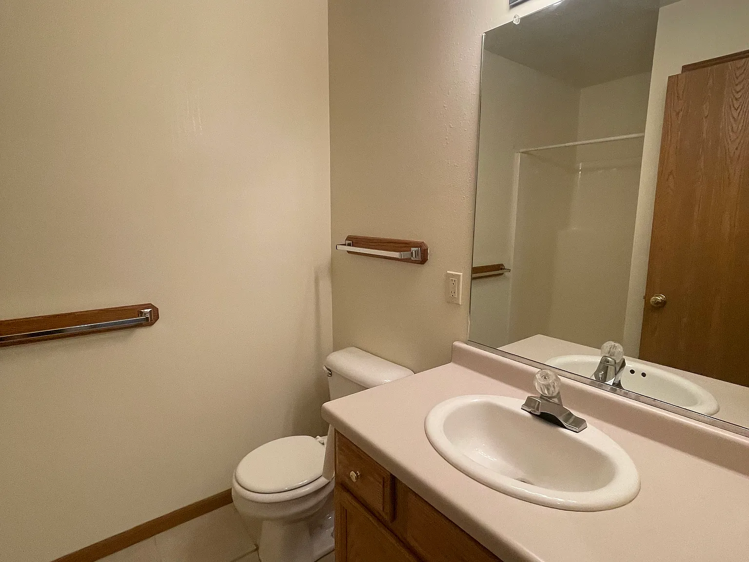 4 bed, 1000 sqft, $1,525 — Photo 4