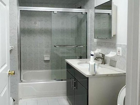 5th image of 1923 83rd St APT 1