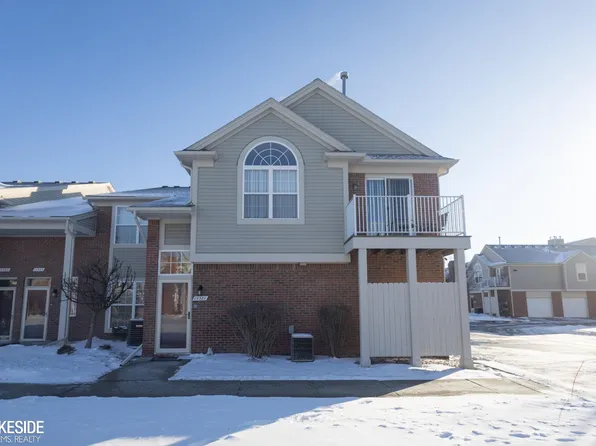 15381 Yale Dr, Clinton Township, MI 48038