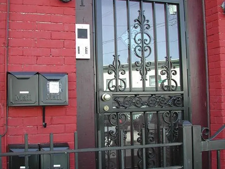 41 Harmon St #1-4 — Photo 3