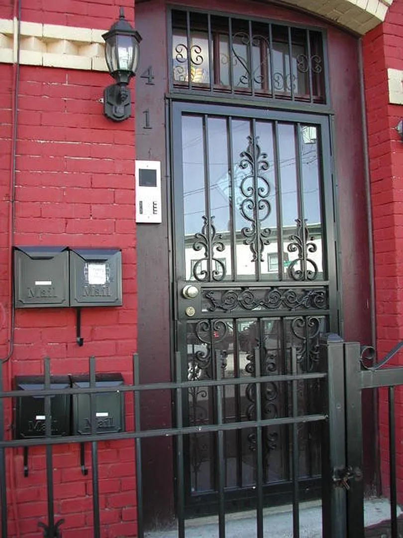 Building Photo - 41 Harmon St #1-4