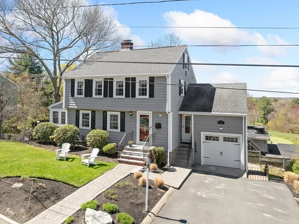 56 Orchard Ln, Melrose, MA 02176