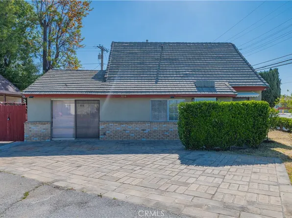 1104 N Fairvalley Ave, Covina, CA 91722