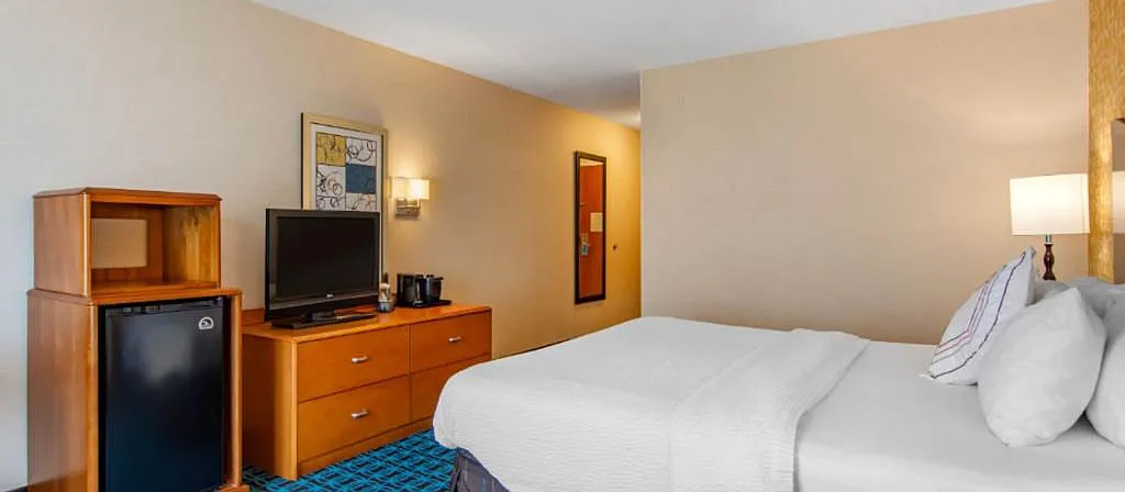 Studio, 400 sqft, $2,900 — Photo 4