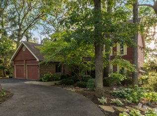 10S730 S Jackson St, Burr Ridge, IL 60527