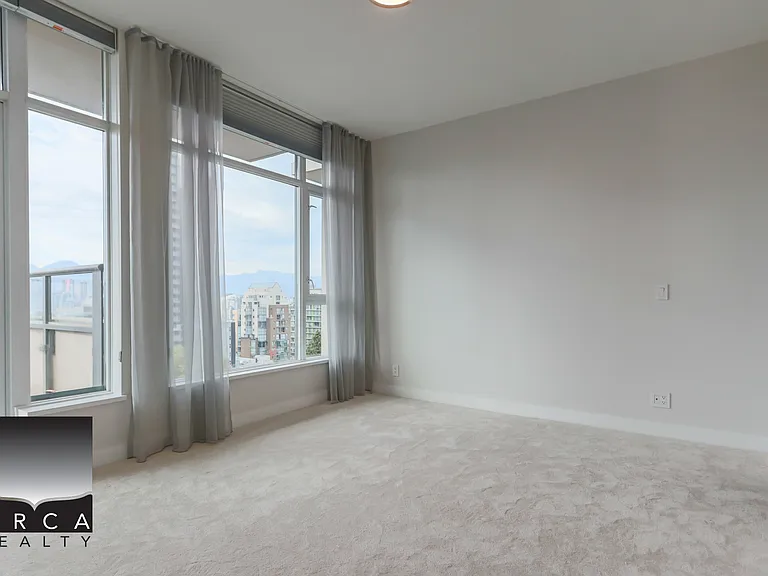1333 W 11th Ave #1502 — Photo 9