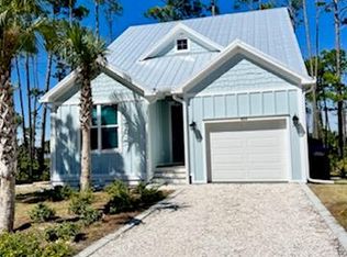 453 Rhonda Del Sol Cir, Pt Saint Joe, FL 32456