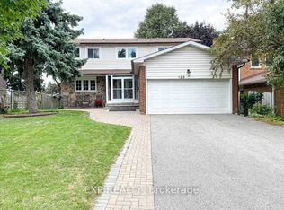 126 Simonston Blvd, Markham, ON L3T4L8