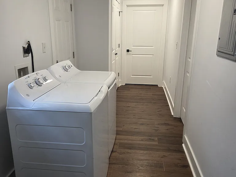 755 Bonnie Brae Ave SW — Photo 28