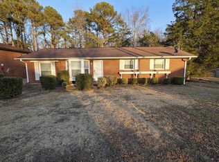 2418 Larkwood Cir NW, Huntsville, AL 35810