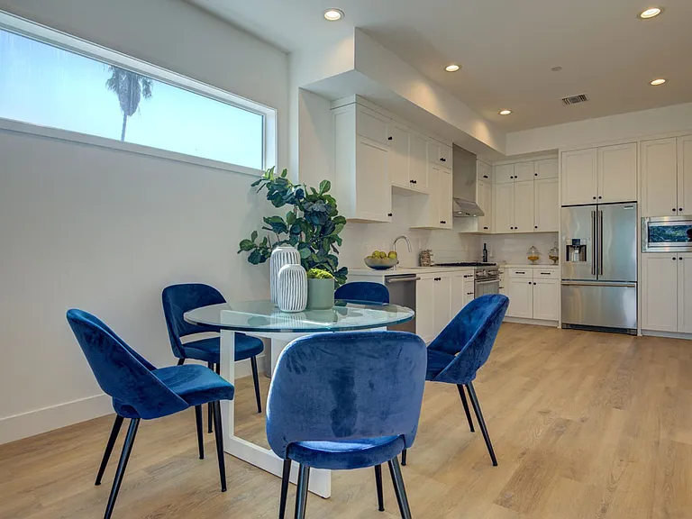 6016-6018 Comey Ave — Photo 5